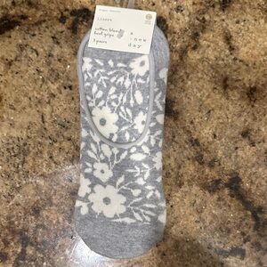 A New Day Gray and White Floral Liner Socks - 3 Pack